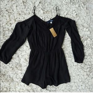 NWT Francesca's black romper