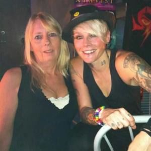 Meet your Posher, Cynthia