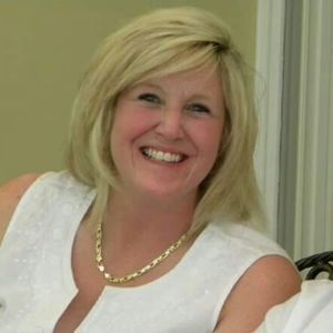 Meet your Posher, Elaine