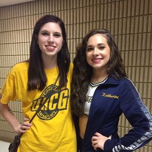 Meet your Posher, Holly