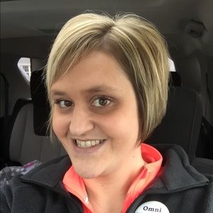 Meet your Posher, Kelli