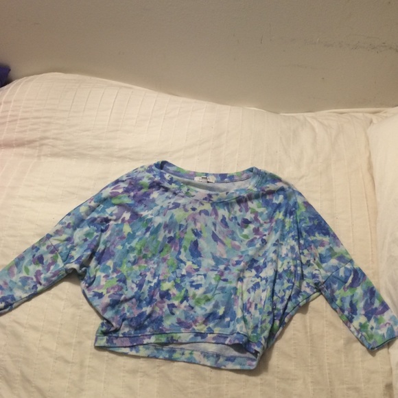 Delia's cropped sweater
