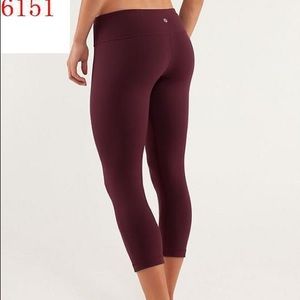 cropped burgundy lululemon leggings
