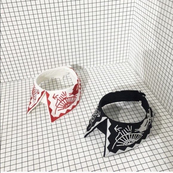 ❌SOLD❌Style Mafia embroidered removeable collar - Picture 2 of 4