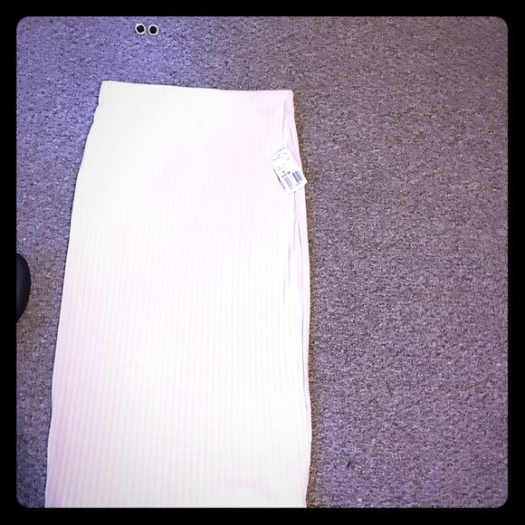 FOREVER21 cream midi pencil skirt