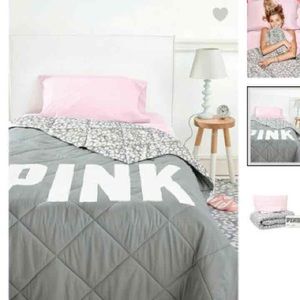 NWT VS PINK TWIN BED SET