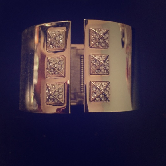 Cuff bracelet