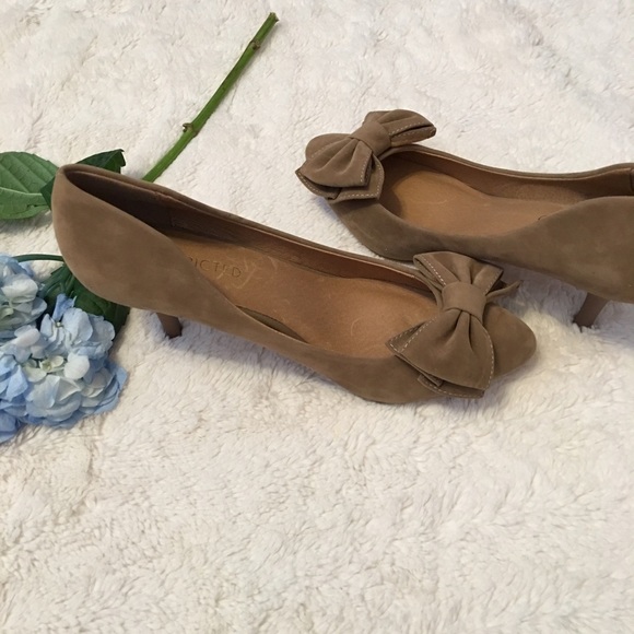 💞NWOT. These Restricted pumps are gorgeous! 💞 - Picture 4 of 4