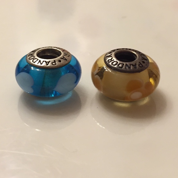 Two authentic pandora charms - Picture 1 of 4