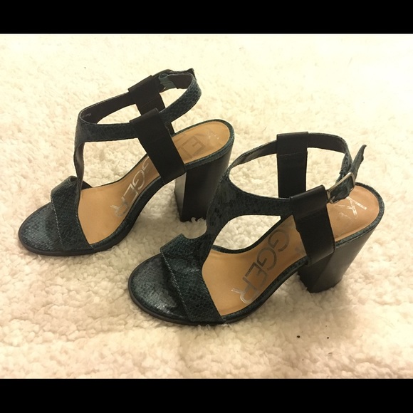 Kelsi Dagger Gabbie leather t-strap heel