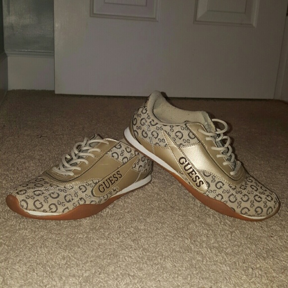 Guess Sneakers