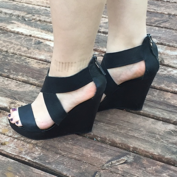Black Leather Steve Madden Wedges