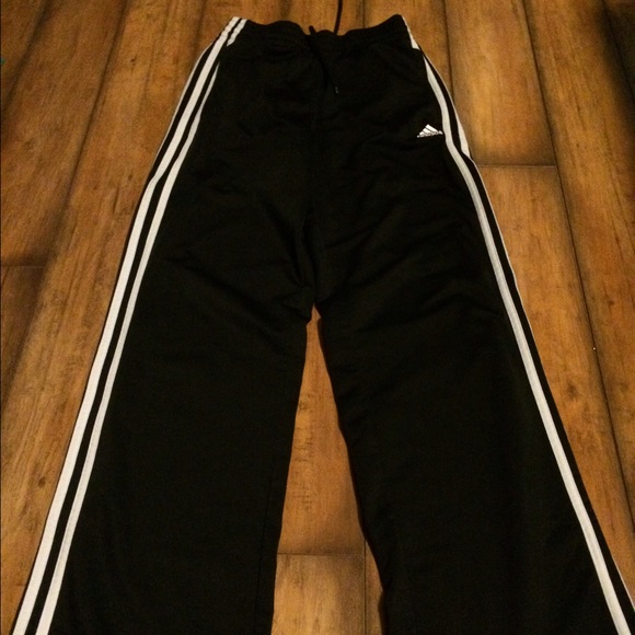 Adidas sweatpants