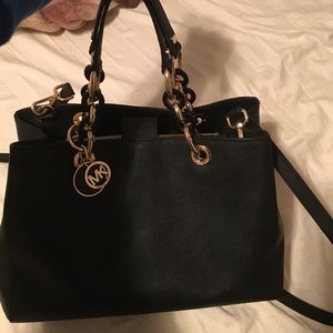 Micheal kors purse