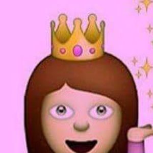 Meet your Posher, Alexzandra