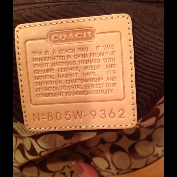 Authentic Coach Wallet - Picture 4 of 4