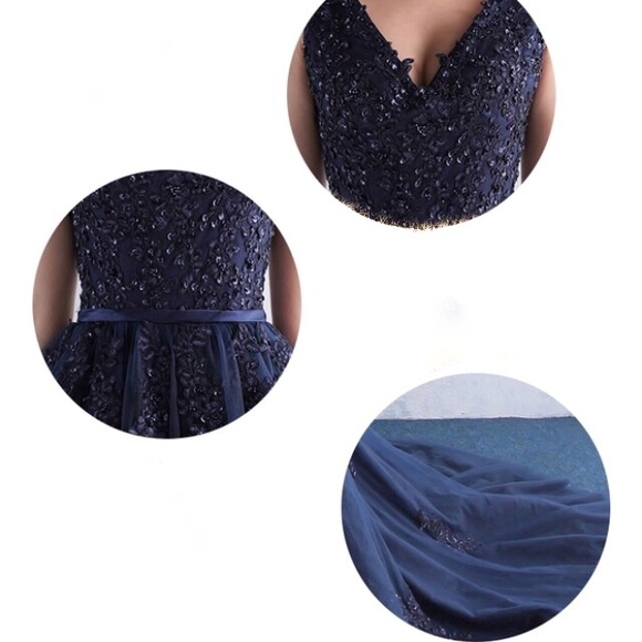 🎉Blue beaded lace gown - Picture 3 of 3