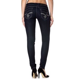 ⚡️Flash sale⚡️Rock Revival Kailyn skinny jeans