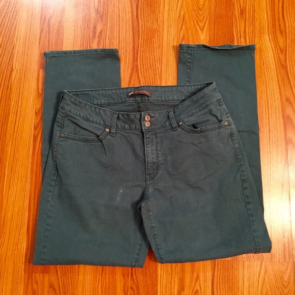 Dark turquoise jeans