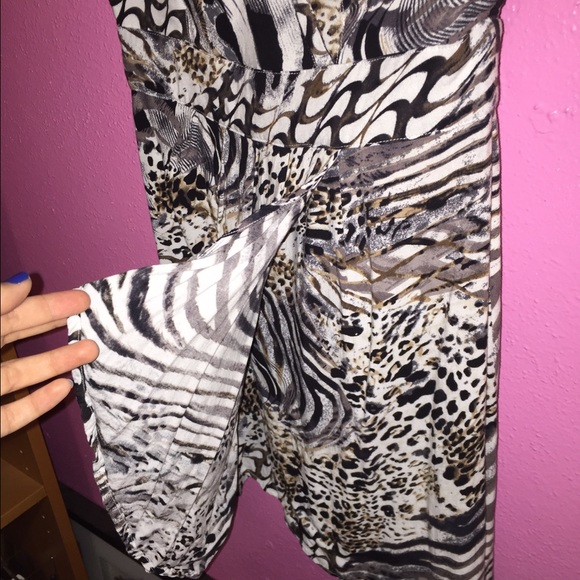 Patterned Mini Dress - Picture 4 of 4