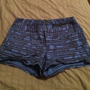 Graphic print shorts