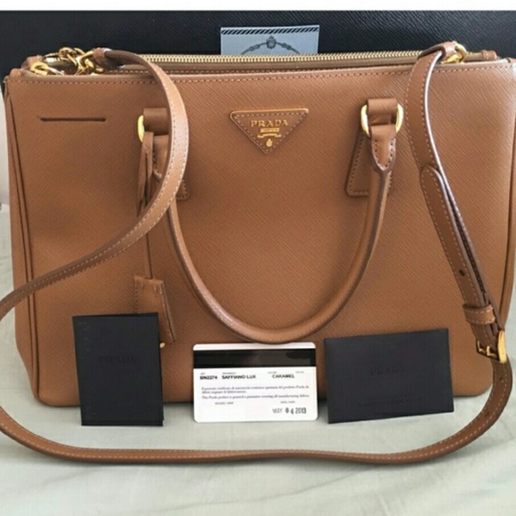 PraDa Saffiano Lux