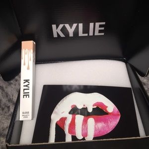 Kylie so cute lip gloss