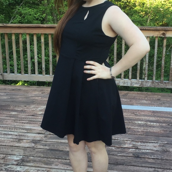 Classy black dress by Cynthia Rowley