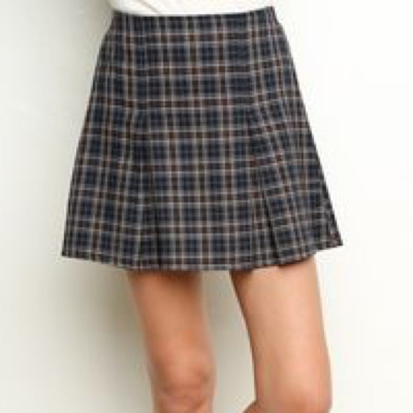 Brandy Melville Kaitlee skirt