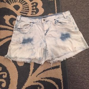 A.N.A acid wash denim shorts | size 10