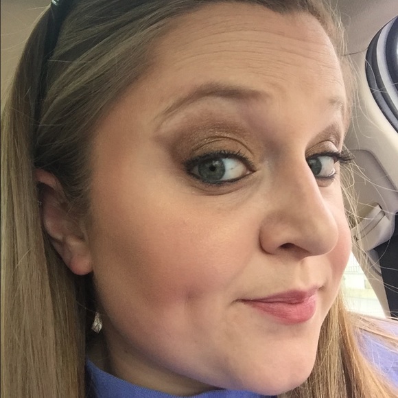 Meet your Posher, Meagen - Picture 1 of 1