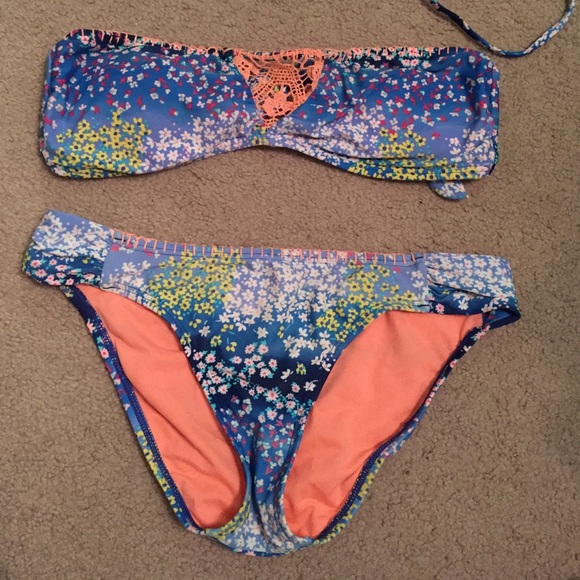 Floral Arizona Jeans binki