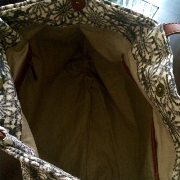 Lucky brand! - Picture 3 of 4