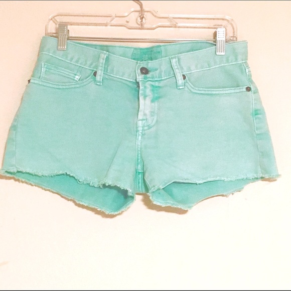 Perfect condition --- LUCKY BRAND AQUA SHORTS - Picture 1 of 3