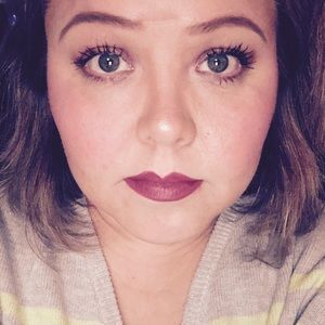 Meet your Posher, Miriam