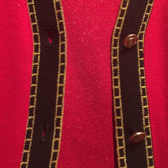 beautiful sweater - Picture 5 of 7