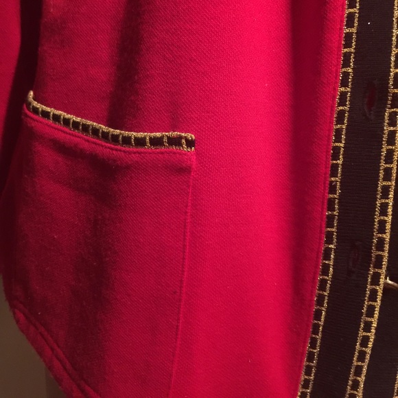 beautiful sweater - Picture 6 of 7