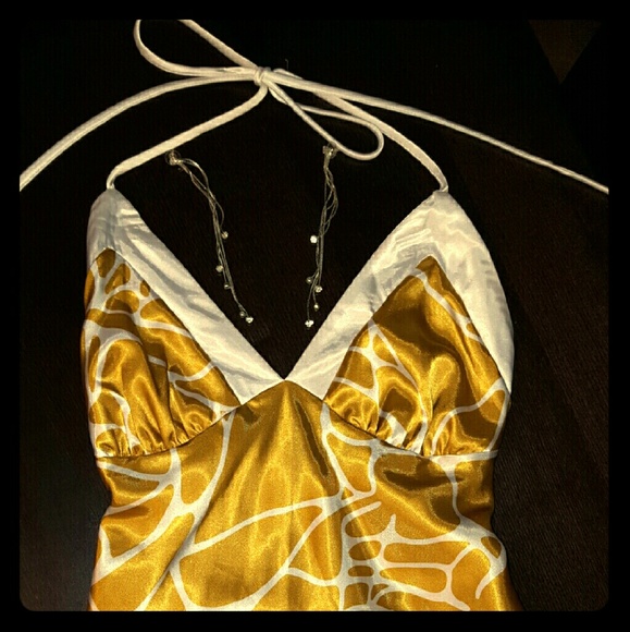 Charlotte Russe Yellow and white top