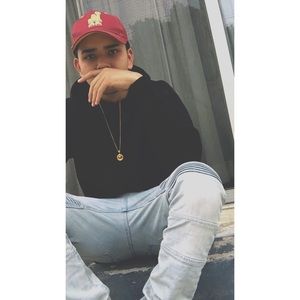 Meet your Posher, Christopher