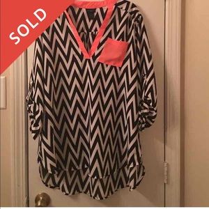 Rue+ chevron shirt SOLD ON Ⓜ️