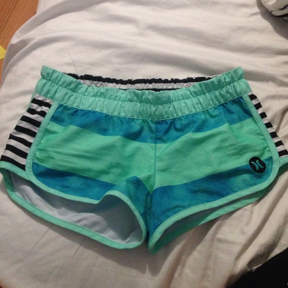 Hurley shorts