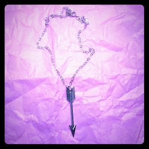 Arrow silver necklace