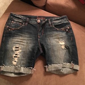 Shorts size 7