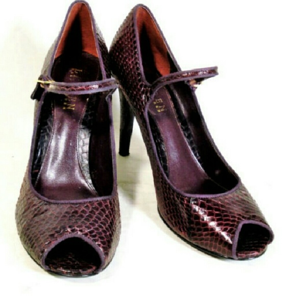 sold! Ralph​ Lauren genuine snakeskin heels - Picture 2 of 4