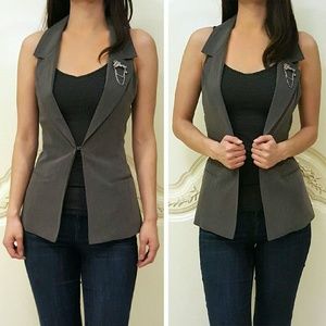 Guess gray vest