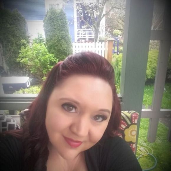 Meet your Posher, Gina - Picture 1 of 1