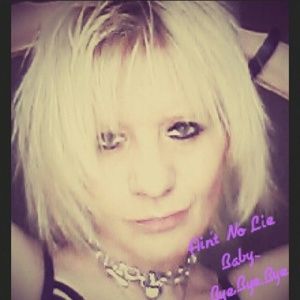 Meet your Posher, Keri