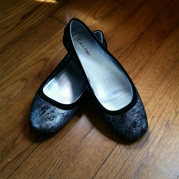 Calvin Klein Silver Flats