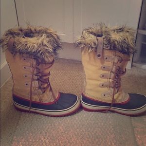 Sorel snow boots!
