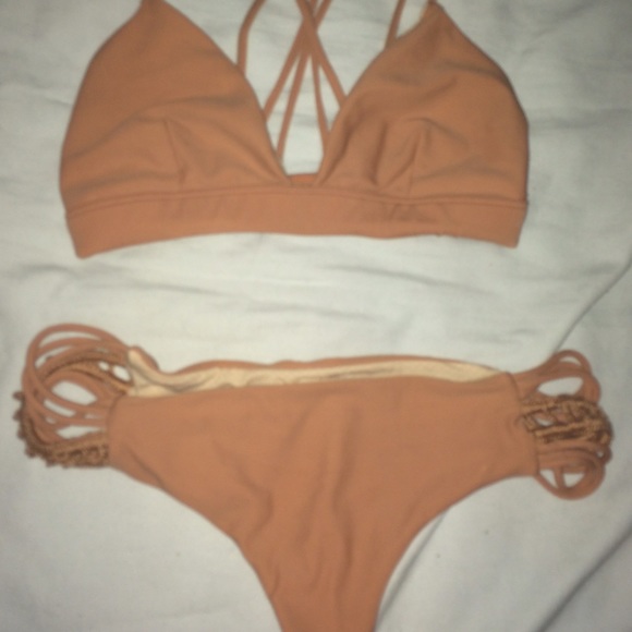 Acacia topless pikake bottoms/awapuhi top